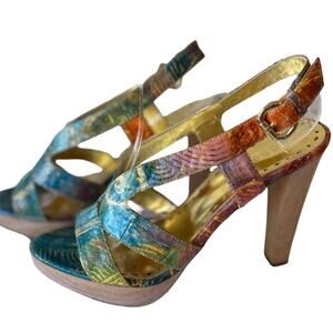 BCBGirls Pure Style Strappy Multicolor 4.5 inch heels, Sz 7.5B